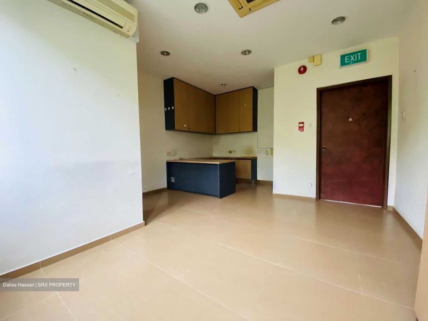 Joo Chiat Road (D15), Office #585396601
